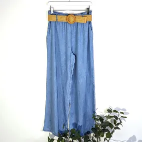 Light weight denim fabric straight leg trousers with pockets and stretchy woven (M)
