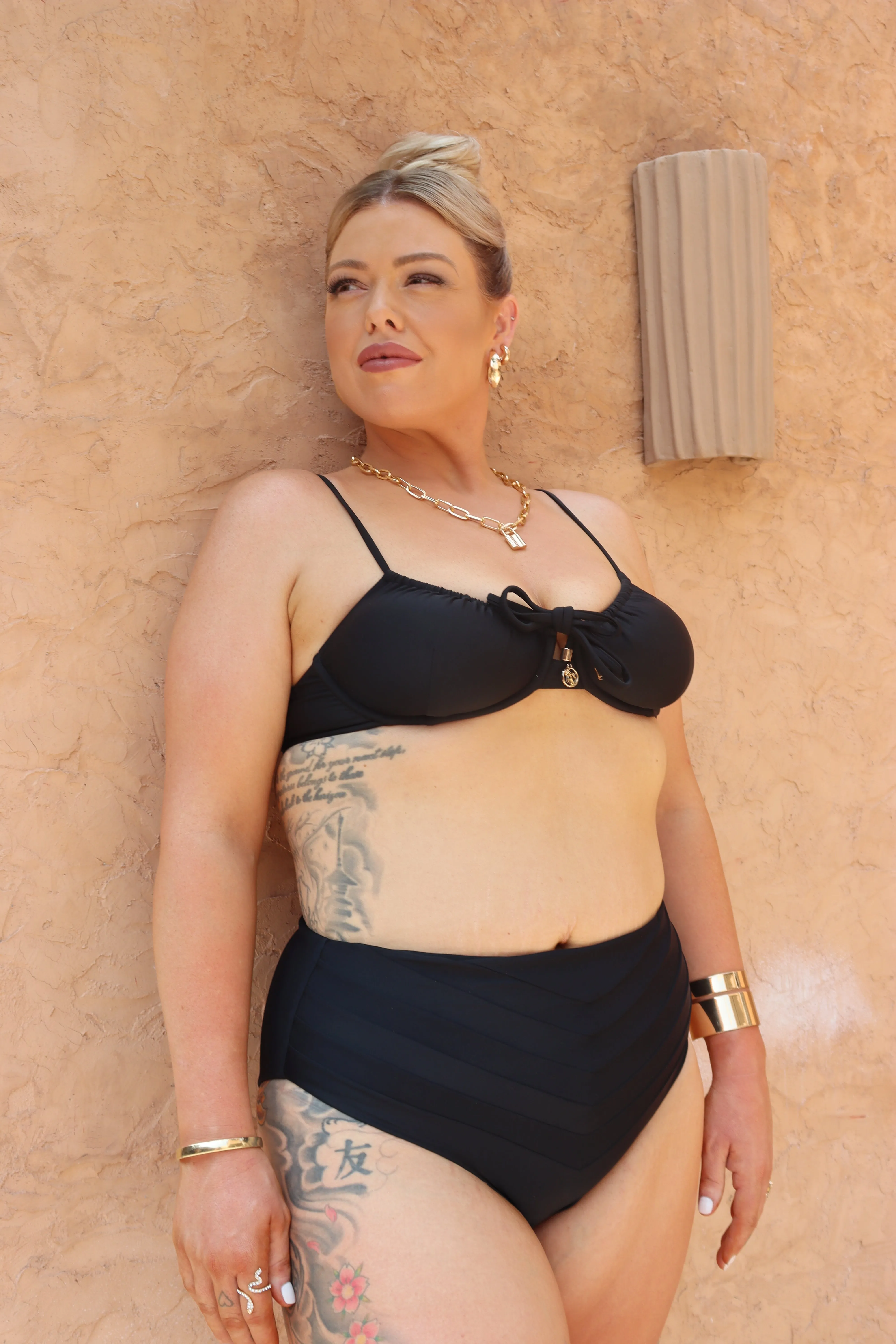 TULA BOTTOMS - MID CUT - BLACK
